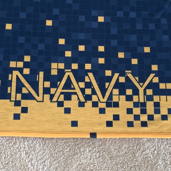 Navy V-neck T-shirt, Size Large, Blue and Yellow - Picture 2 of 7